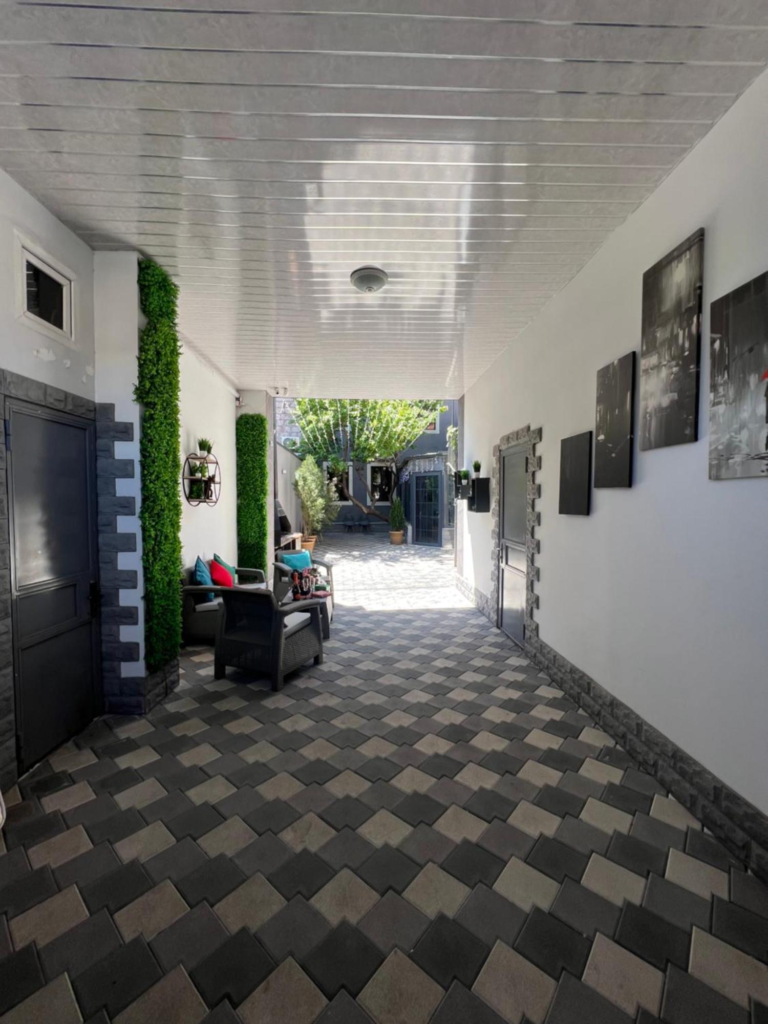 Cosy Apartment With Good Location Self Check In Yerevan Exterior photo