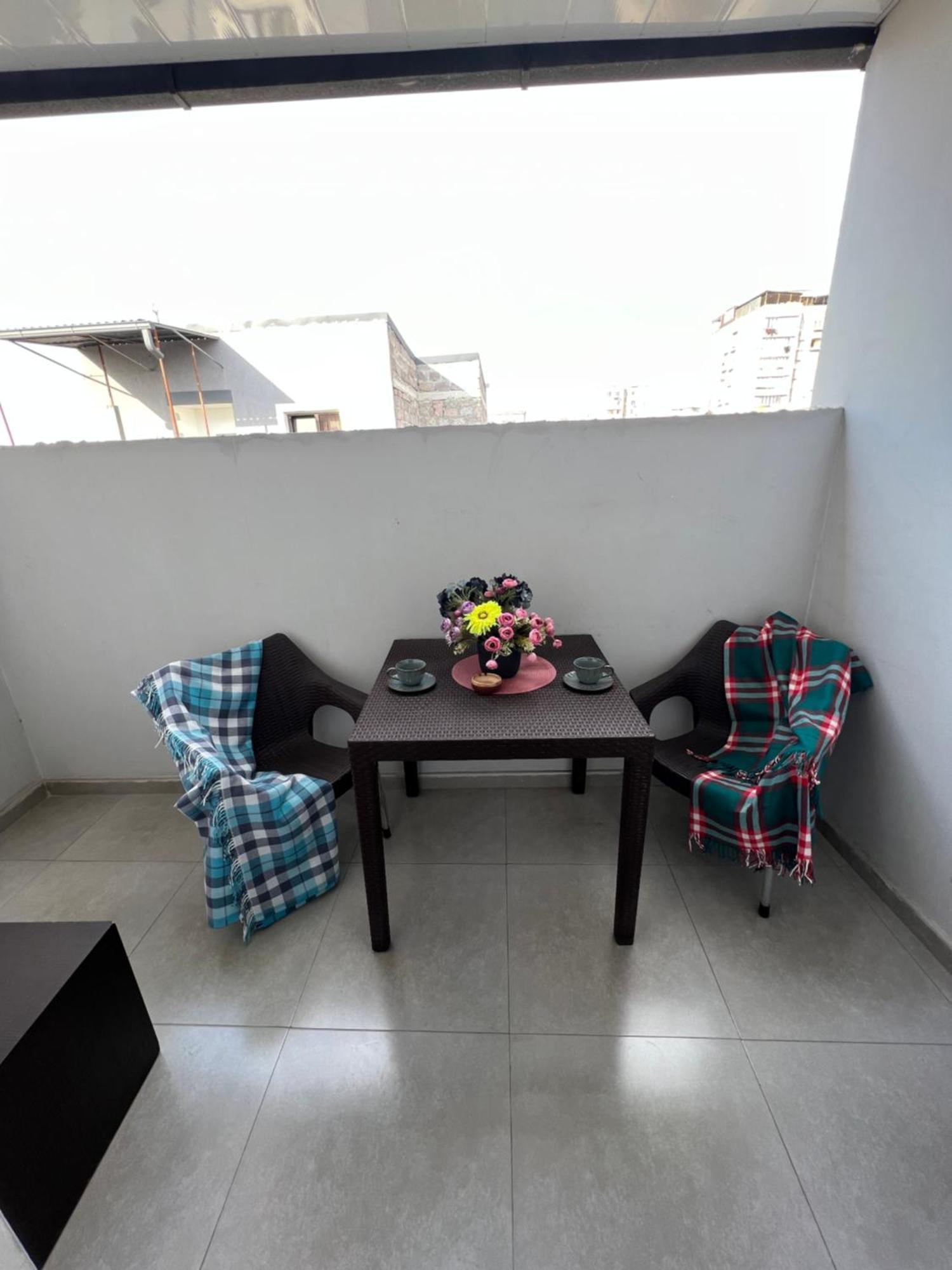 Cosy Apartment With Good Location Self Check In Yerevan Exterior photo